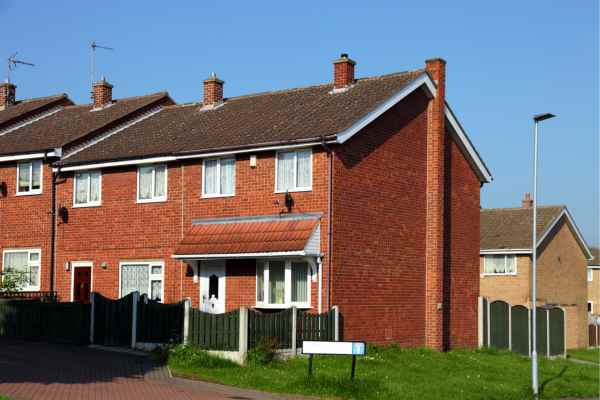 Can I Alter The Party Wall Surveyor? - A Crucial Guide From Faulkner Surveyors 3 Do you want to change the party wall surveyor you are using? Get the best results from Faulkners High-Wycombe NOW!